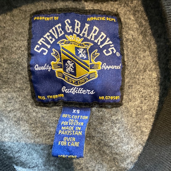 Steve & Barry’s Outfitters ARMY Sweatshirt - Picture 3 of 4